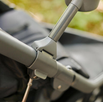 Close-up of the Roam Snack & Drink Tray attachment